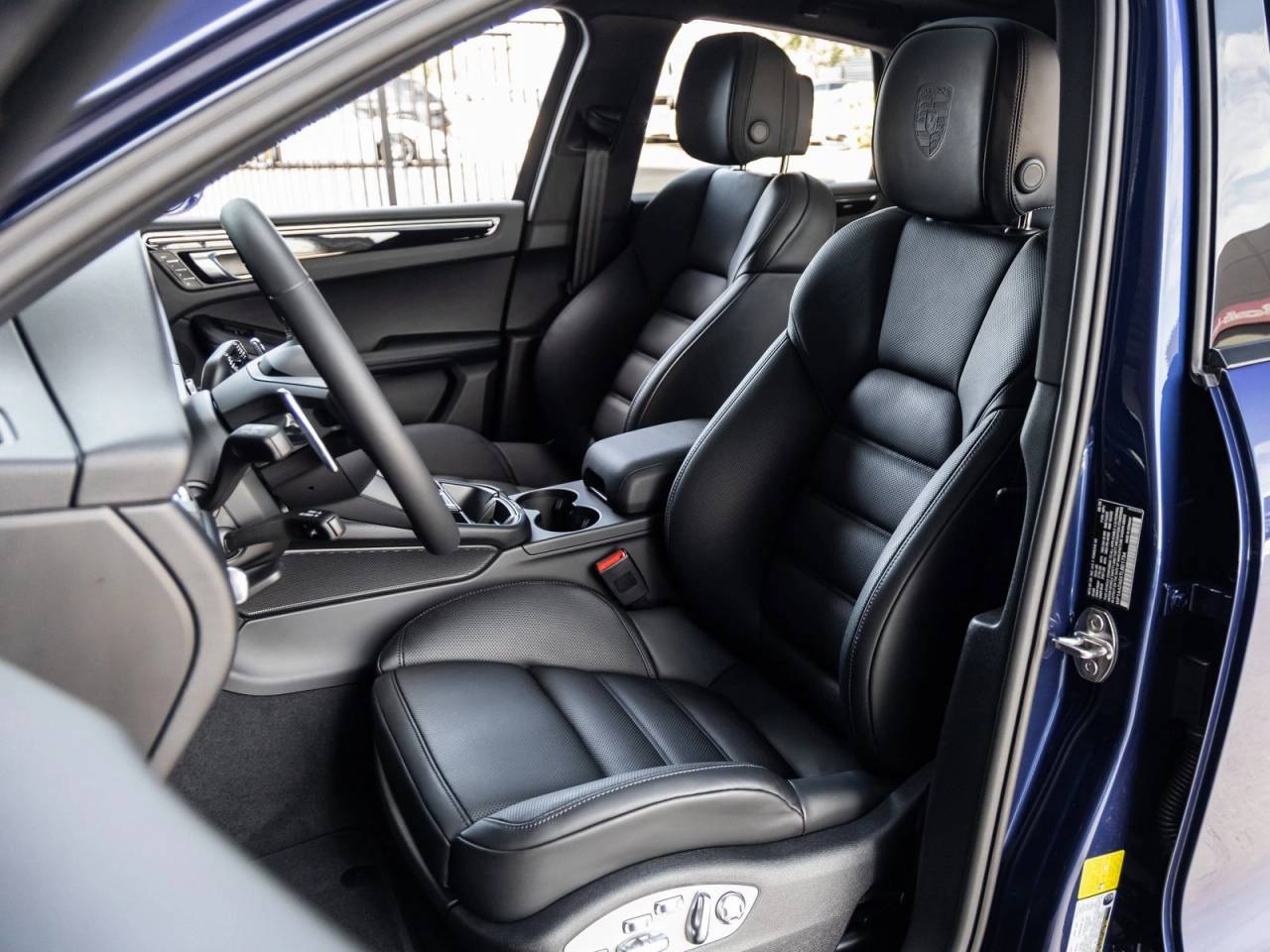 2026 Porsche Macan AWD