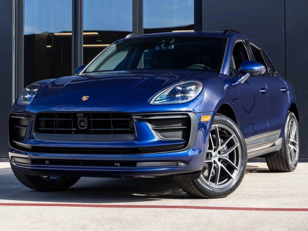 2026 Porsche Macan AWD