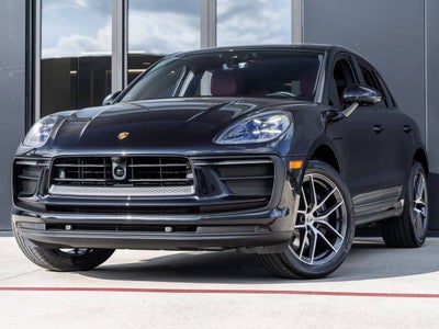 2026 Porsche Macan AWD