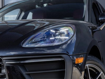 2026 Porsche Macan AWD