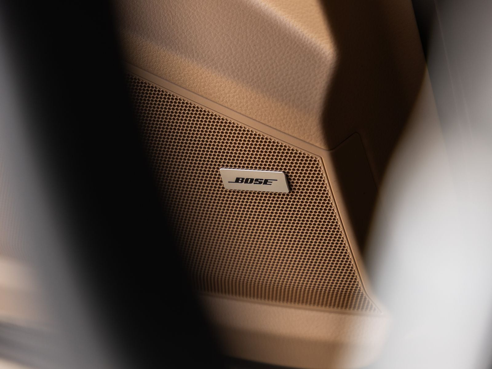 2023 Porsche Cayenne Cayenne Platinum Edition (MY23)