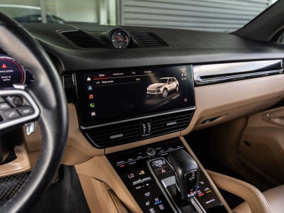 2023 Porsche Cayenne Cayenne Platinum Edition (MY23)