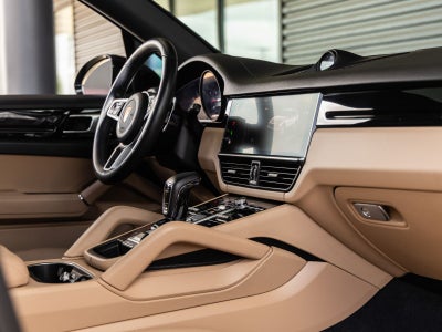 2023 Porsche Cayenne Cayenne Platinum Edition (MY23)