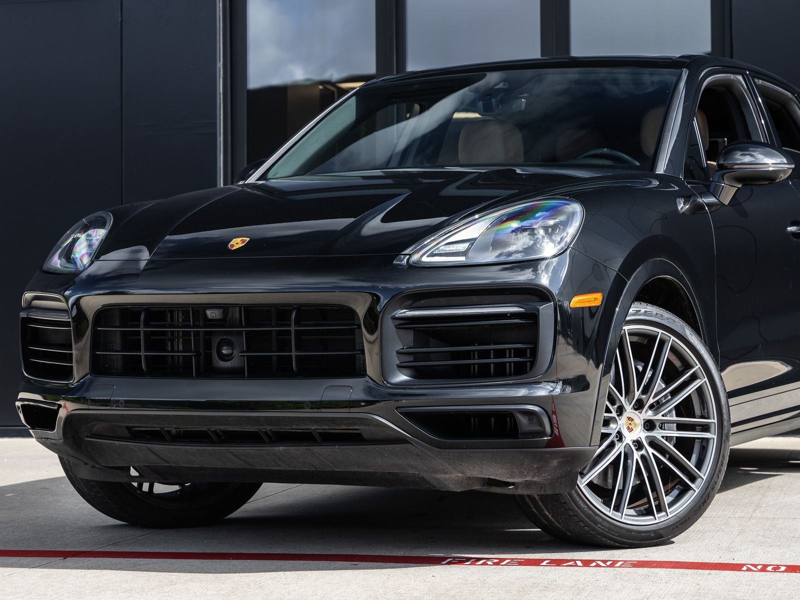 2023 Porsche Cayenne Cayenne Platinum Edition (MY23)