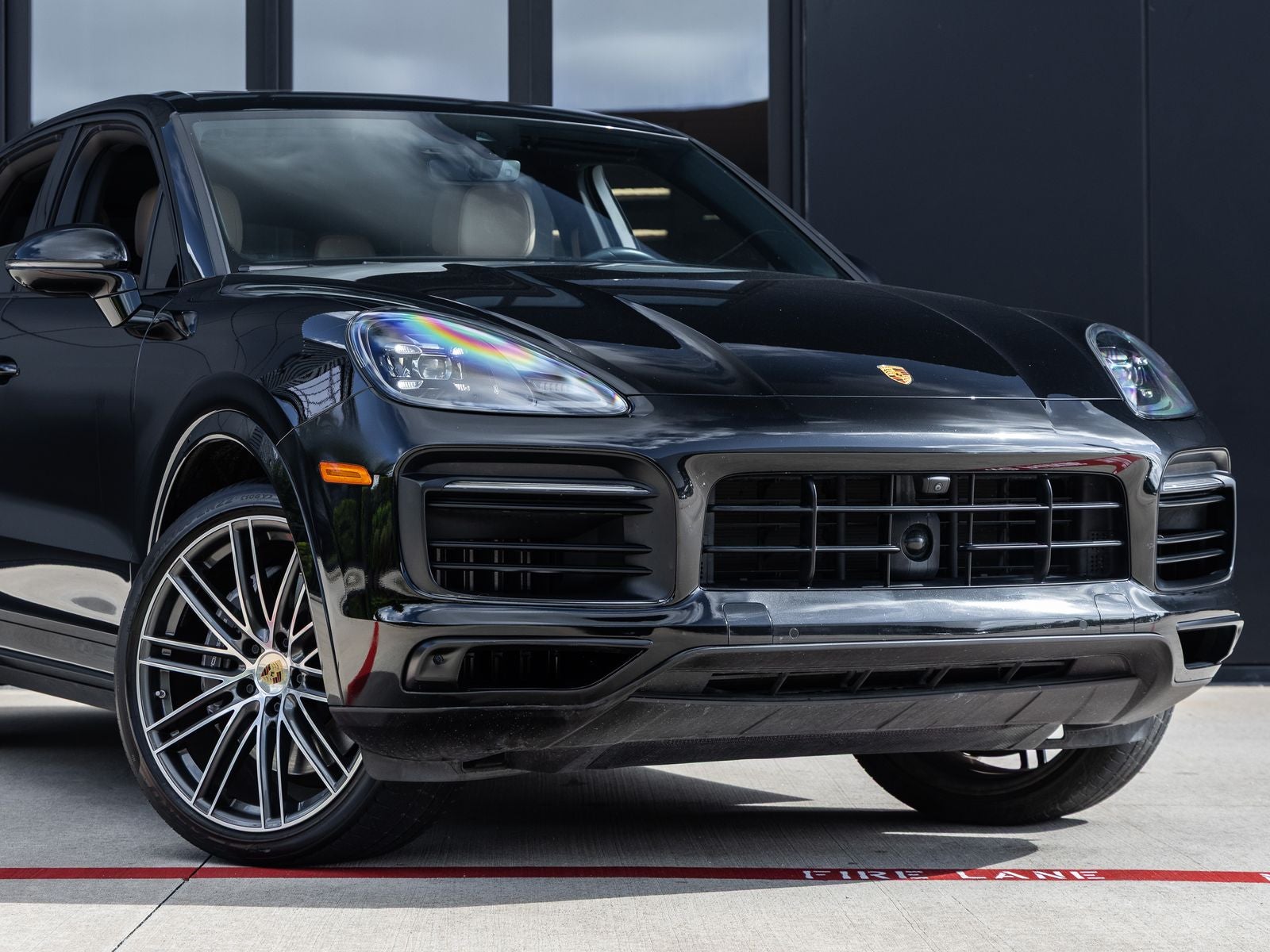 2023 Porsche Cayenne Cayenne Platinum Edition (MY23)