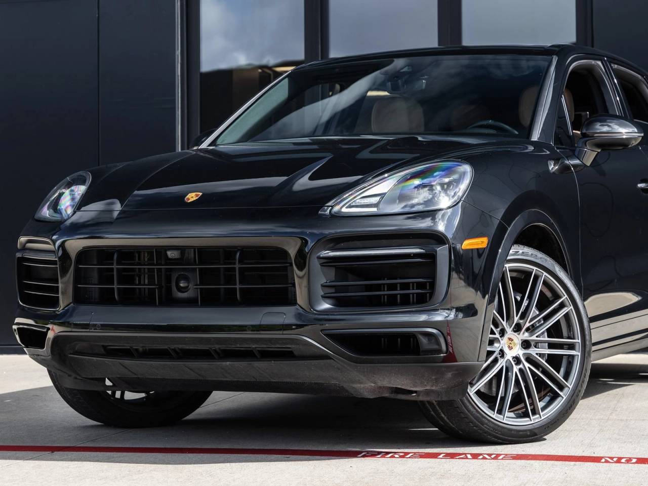 2023 Porsche Cayenne Cayenne Platinum Edition (MY23)