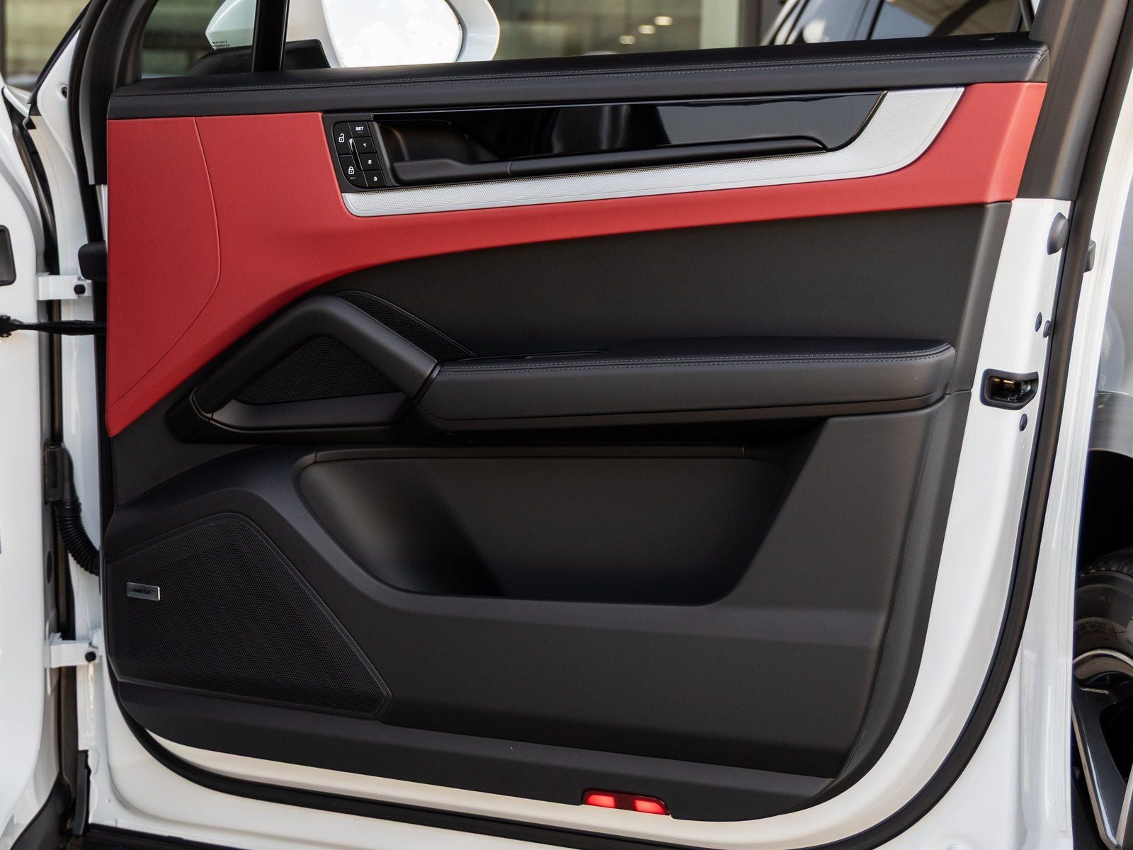 2025 Porsche Cayenne Base