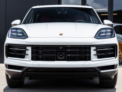 2025 Porsche Cayenne Base