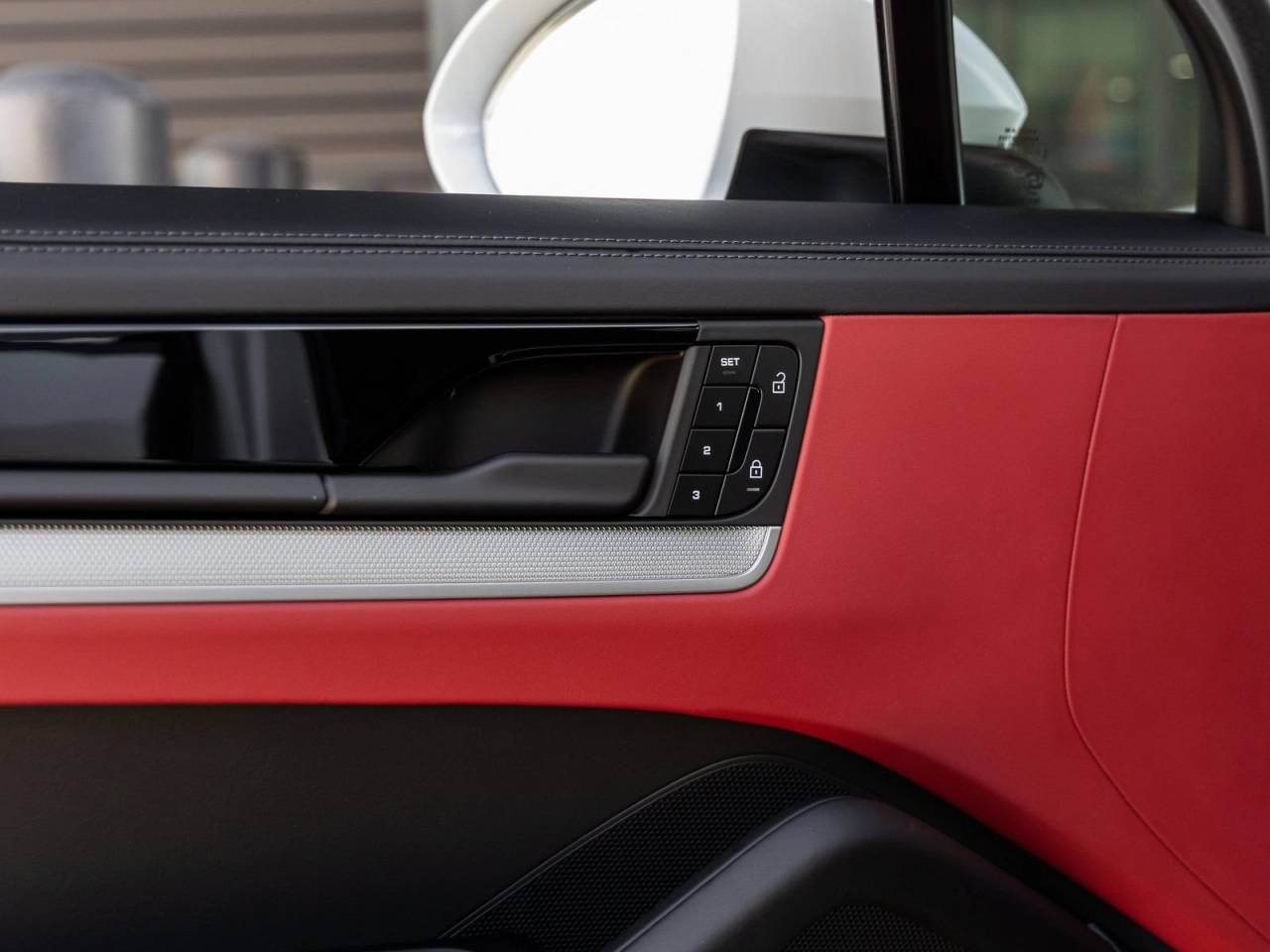 2025 Porsche Cayenne Base