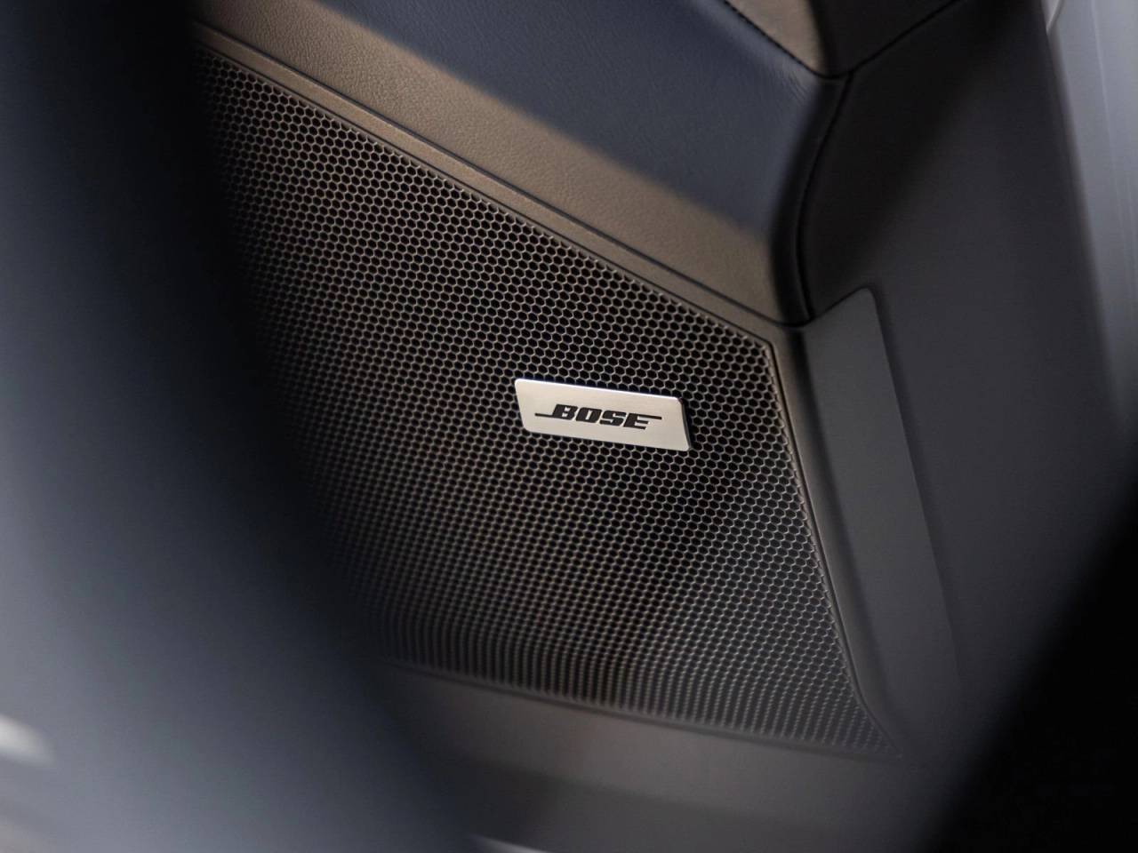 2025 Porsche Cayenne Base