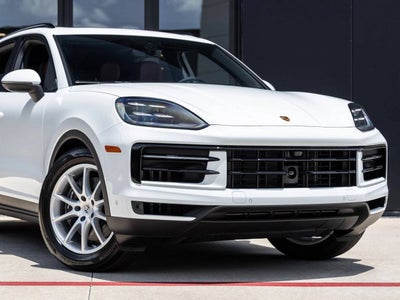 2025 Porsche Cayenne Base