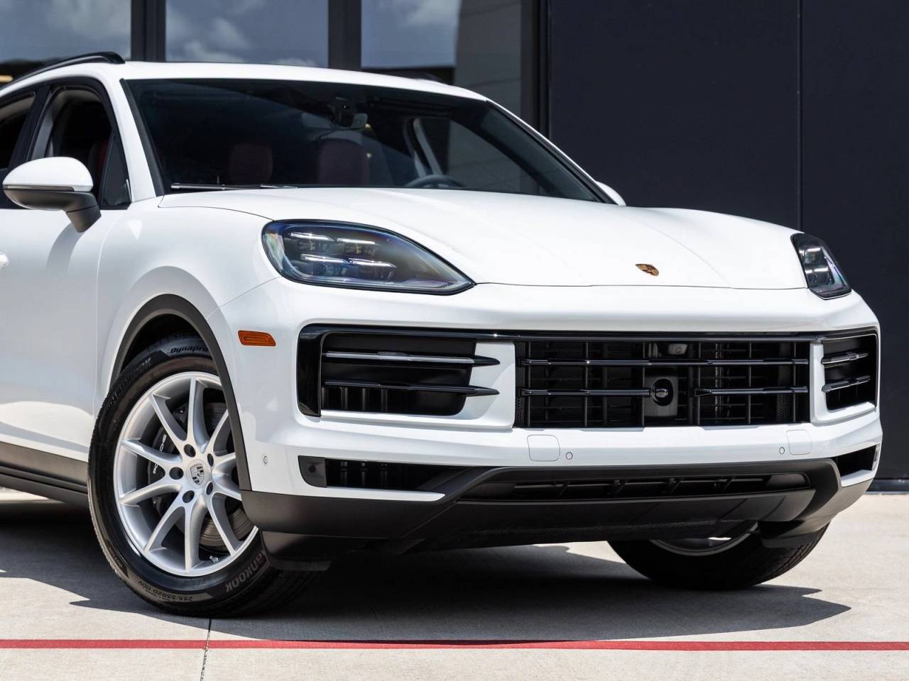 2025 Porsche Cayenne Base