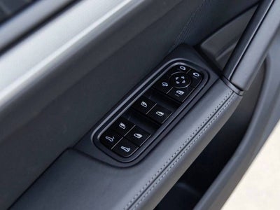 2026 Porsche Cayenne AWD