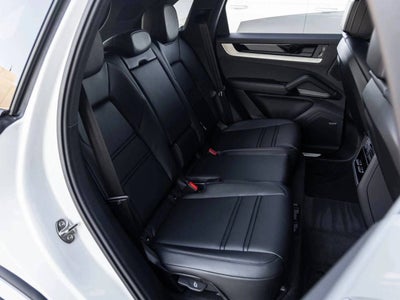 2026 Porsche Cayenne AWD