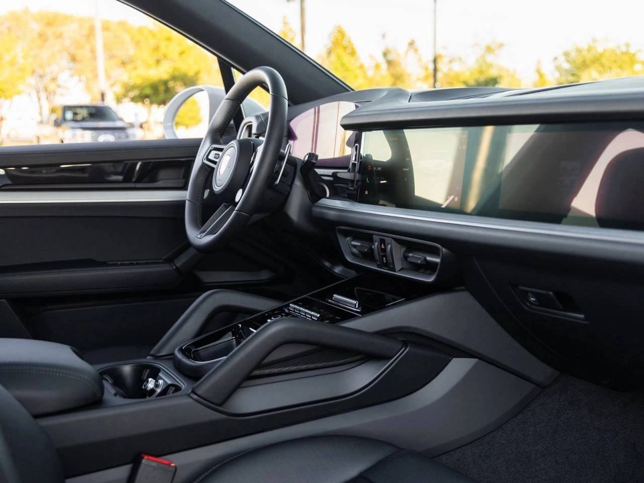 2026 Porsche Cayenne AWD