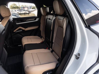 2026 Porsche Cayenne AWD