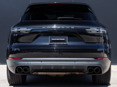 2022 Porsche Cayenne Cayenne
