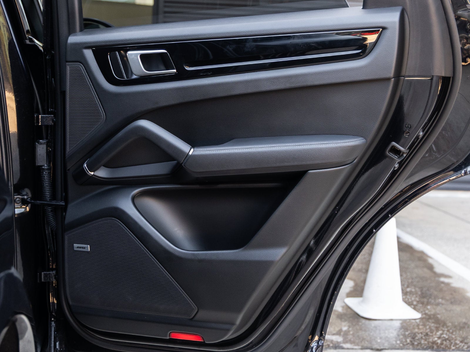 2022 Porsche Cayenne Cayenne