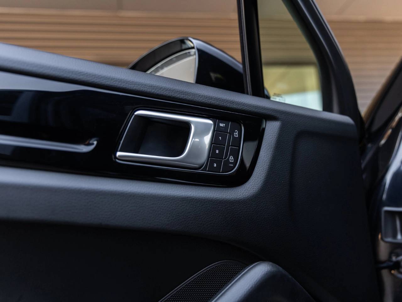2022 Porsche Cayenne Cayenne