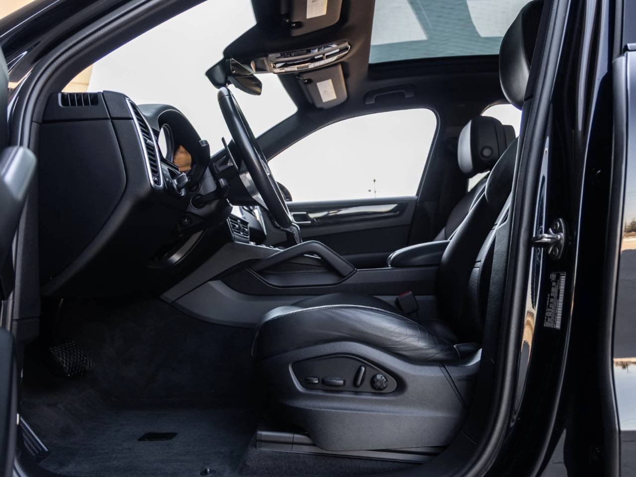 2022 Porsche Cayenne Cayenne