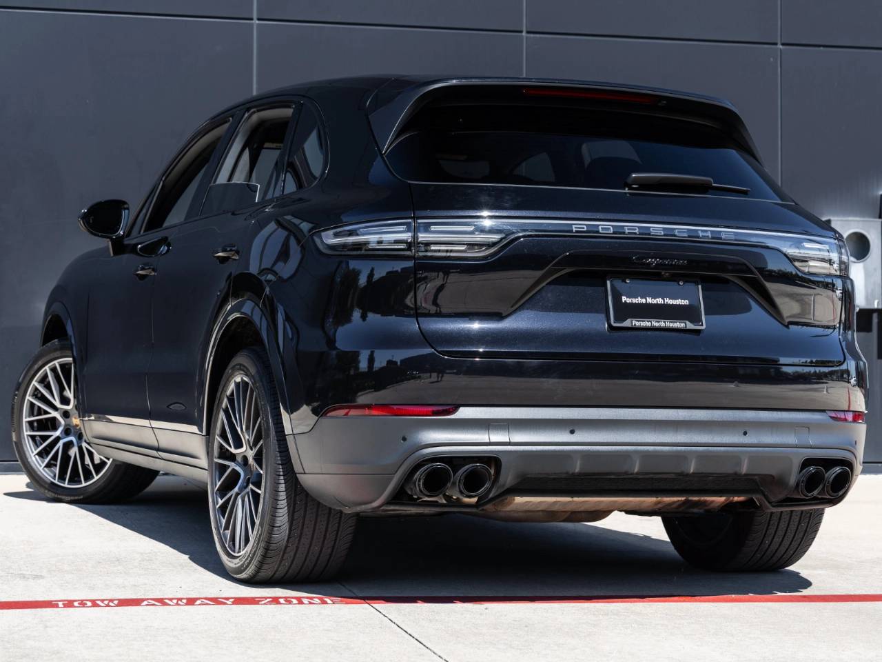 2022 Porsche Cayenne Cayenne
