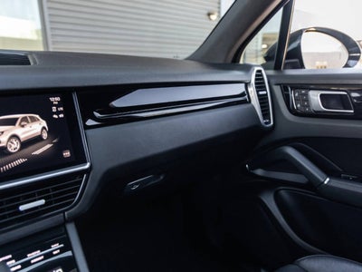 2022 Porsche Cayenne Cayenne