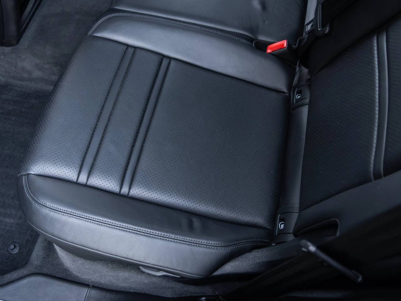 2022 Porsche Cayenne Cayenne