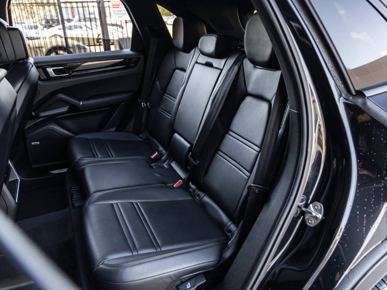 2022 Porsche Cayenne Cayenne