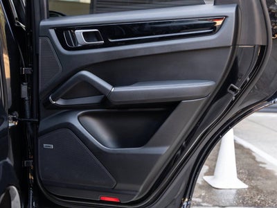 2022 Porsche Cayenne Cayenne