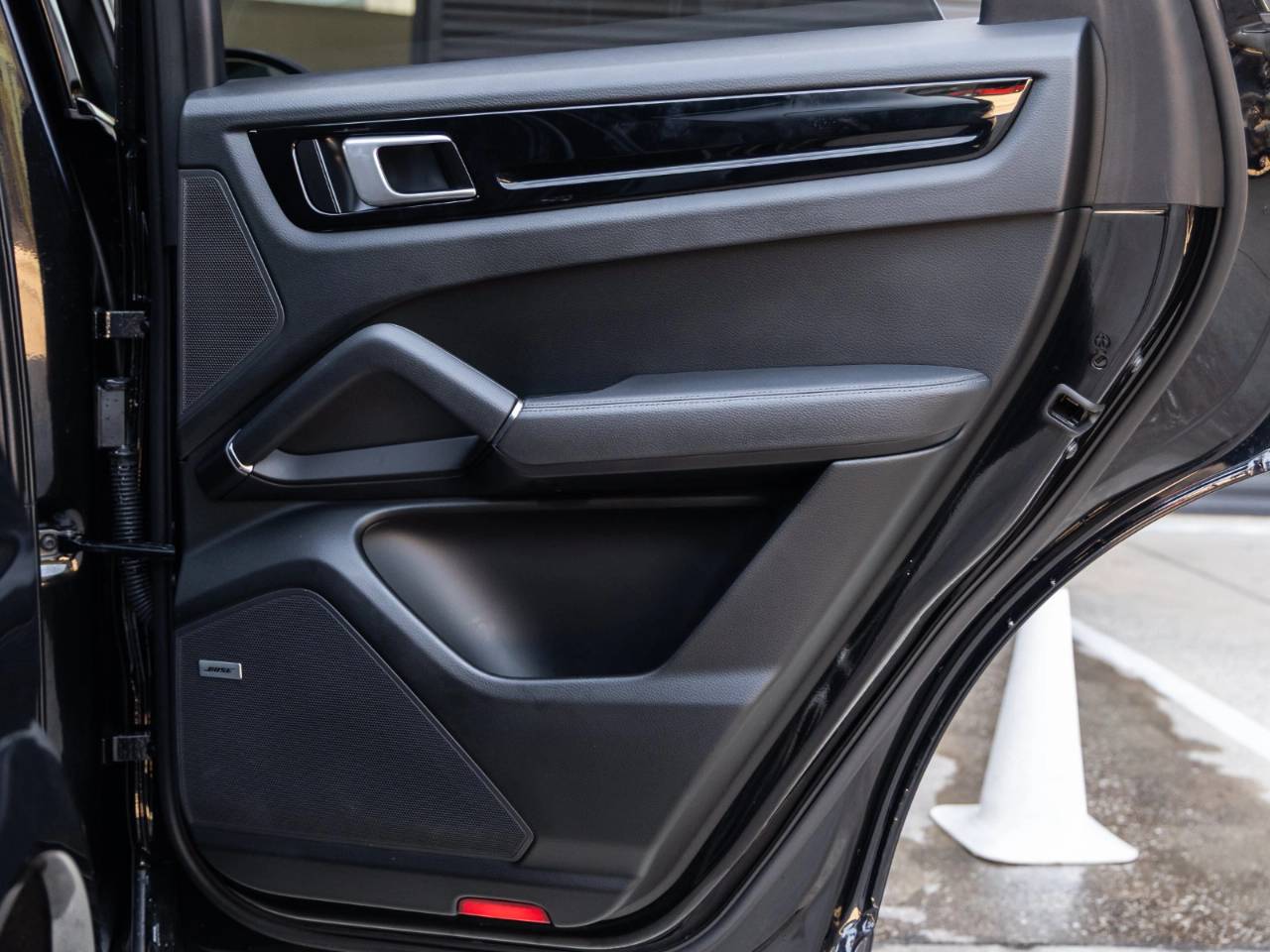2022 Porsche Cayenne Cayenne