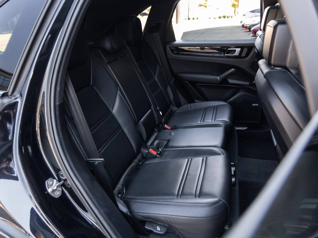 2022 Porsche Cayenne Cayenne