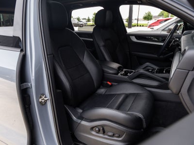 2024 Porsche Cayenne AWD
