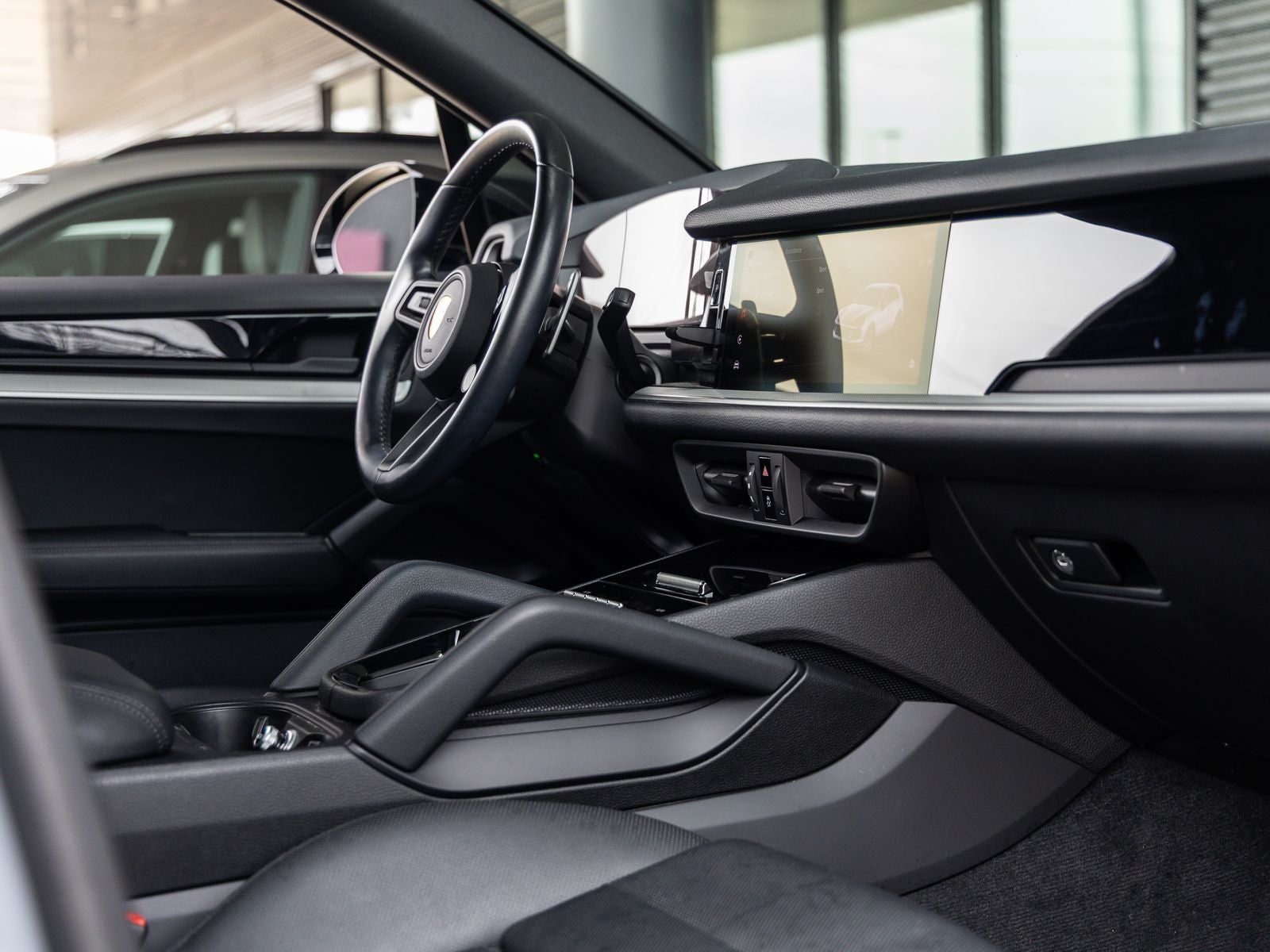 2024 Porsche Cayenne AWD