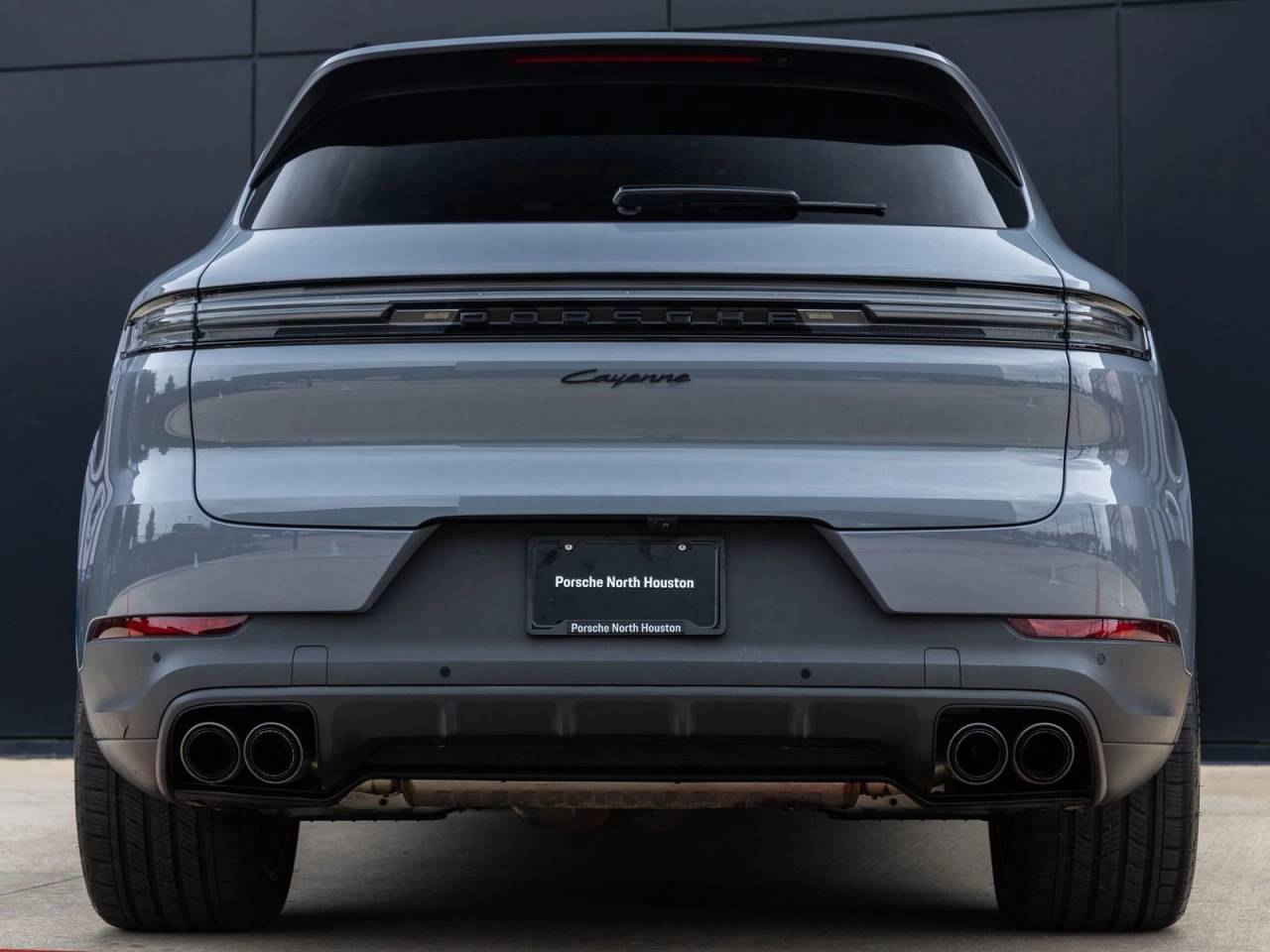 2024 Porsche Cayenne AWD