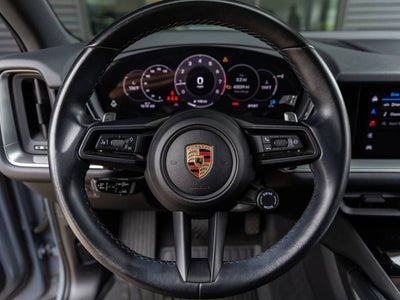 2024 Porsche Cayenne AWD