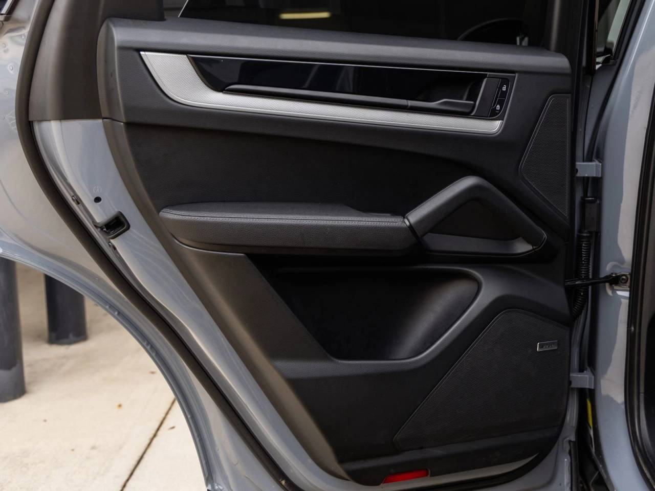 2024 Porsche Cayenne AWD