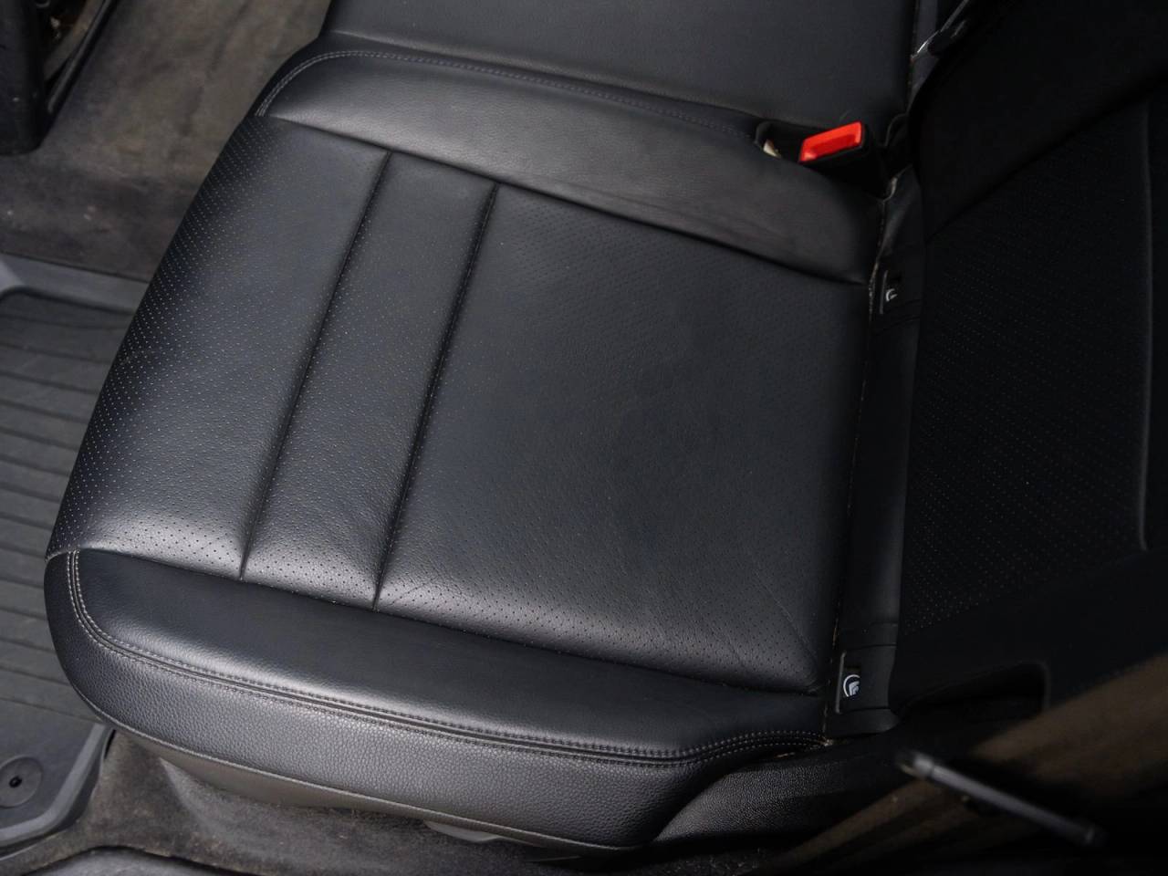 2024 Porsche Cayenne AWD