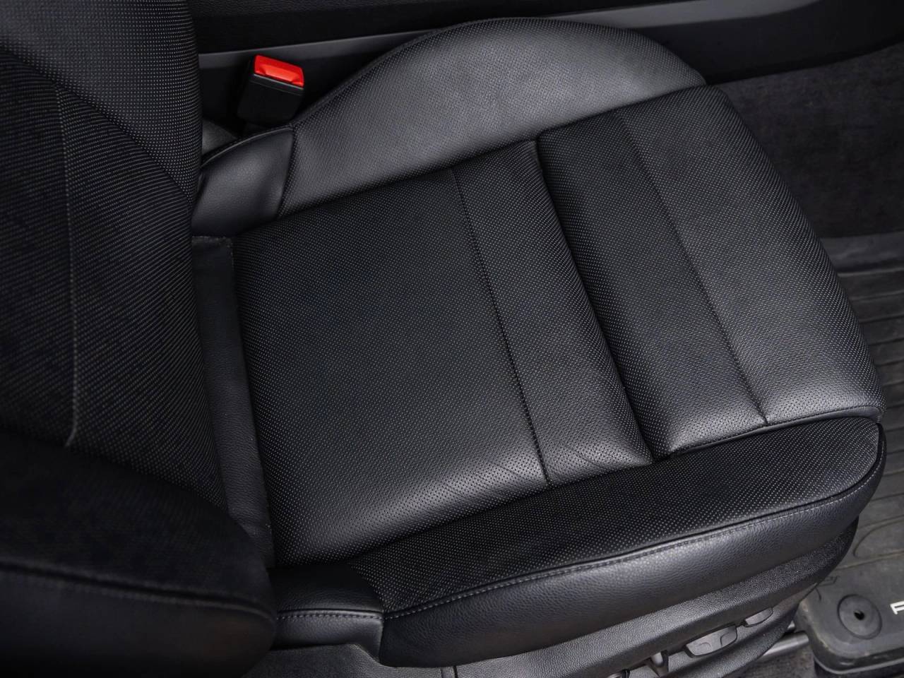 2024 Porsche Cayenne AWD