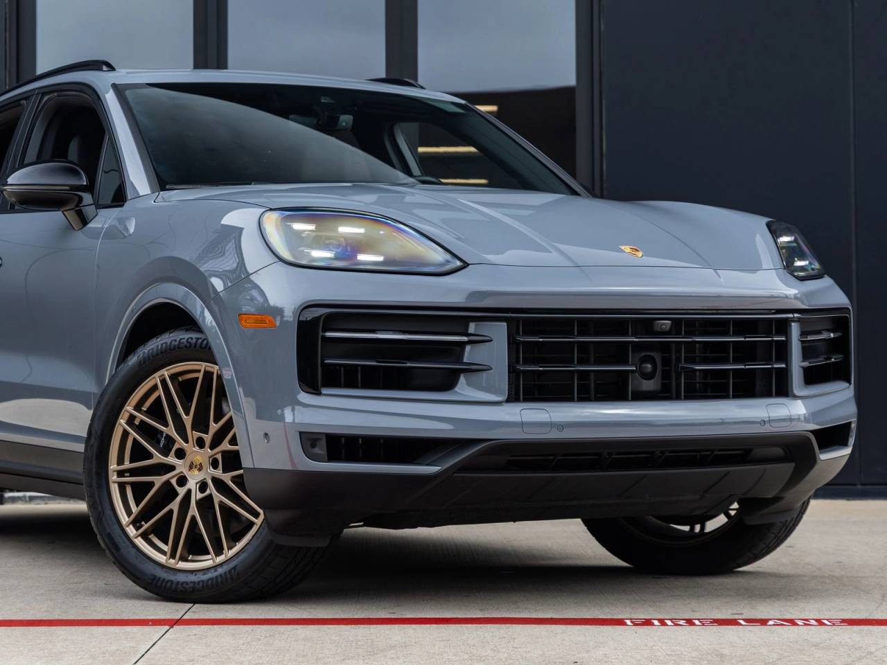 2024 Porsche Cayenne AWD