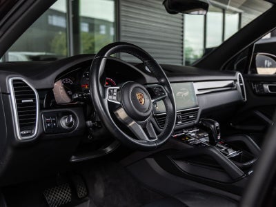 2022 Porsche Cayenne AWD