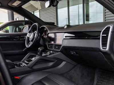 2022 Porsche Cayenne AWD