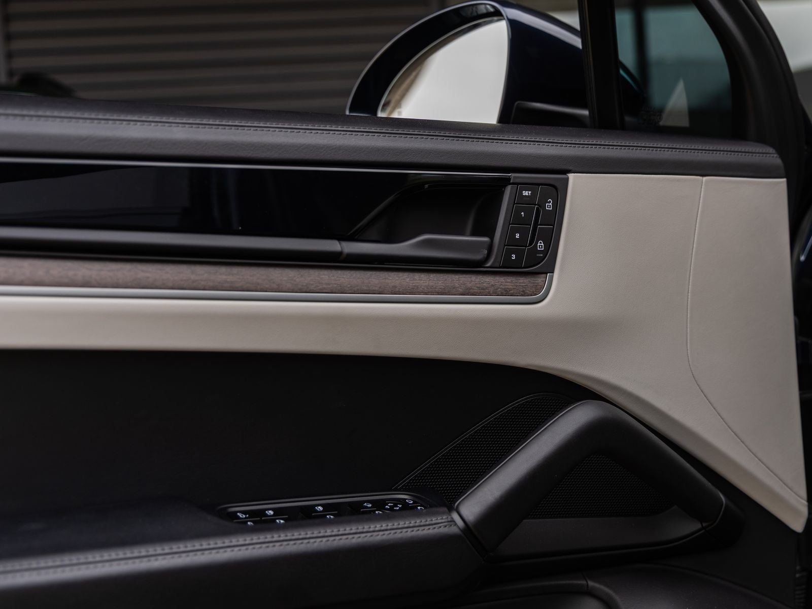 2024 Porsche Cayenne AWD