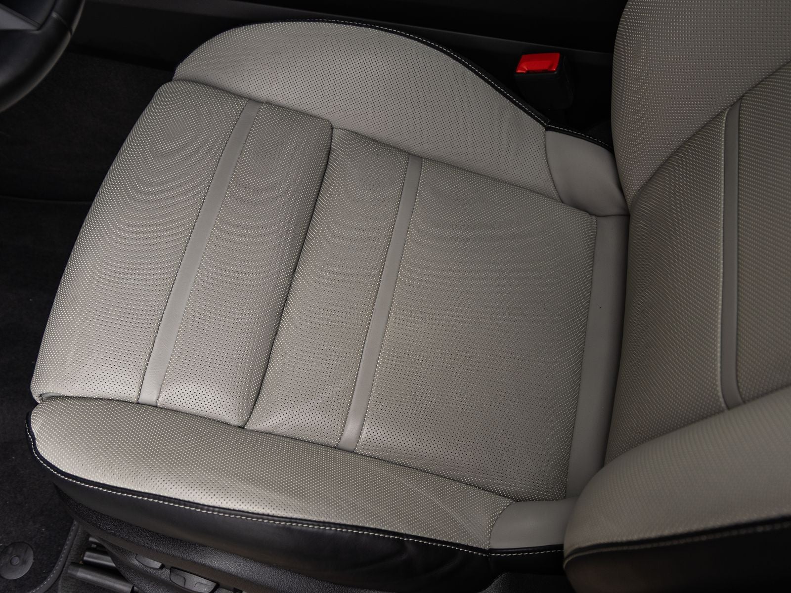 2024 Porsche Cayenne AWD