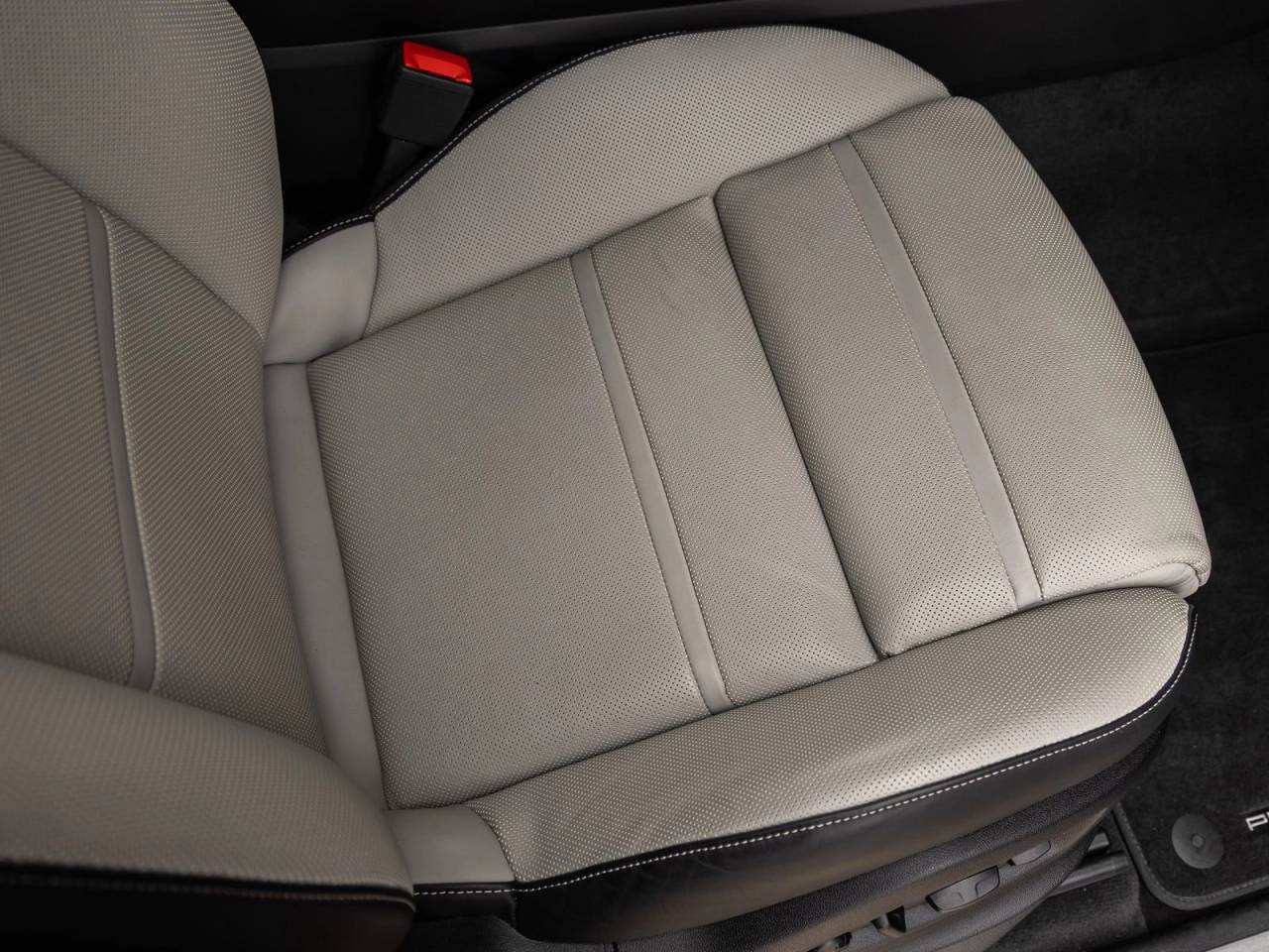 2024 Porsche Cayenne AWD