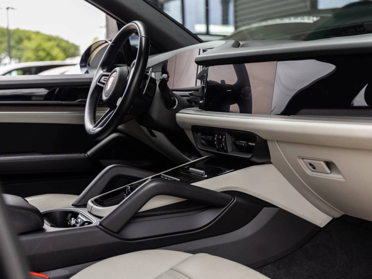 2024 Porsche Cayenne AWD