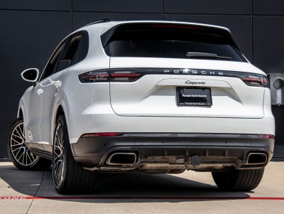 2023 Porsche Cayenne Base