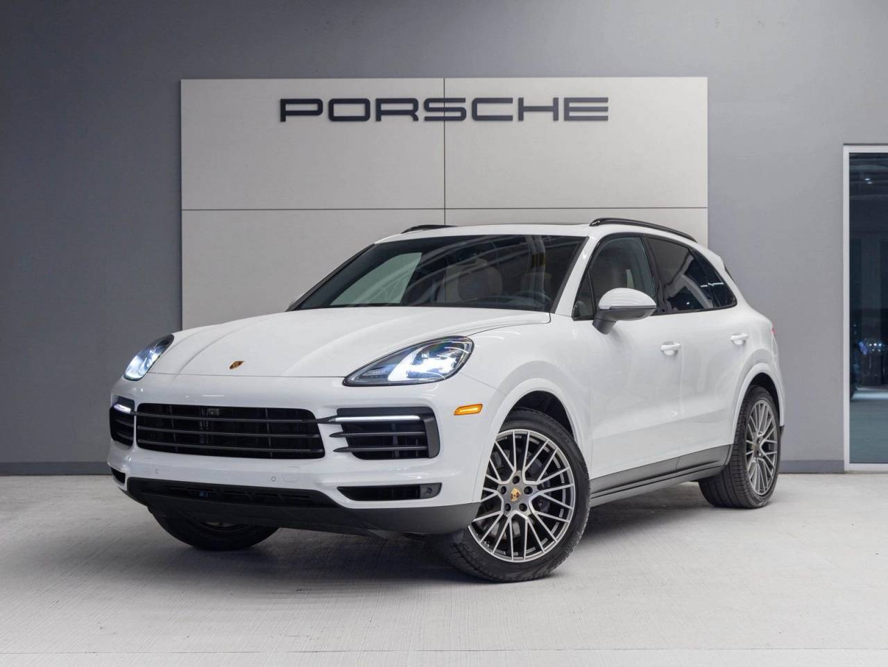 2023 Porsche Cayenne Platinum Edition