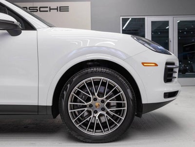 2023 Porsche Cayenne Platinum Edition