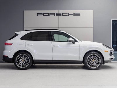 2023 Porsche Cayenne Platinum Edition
