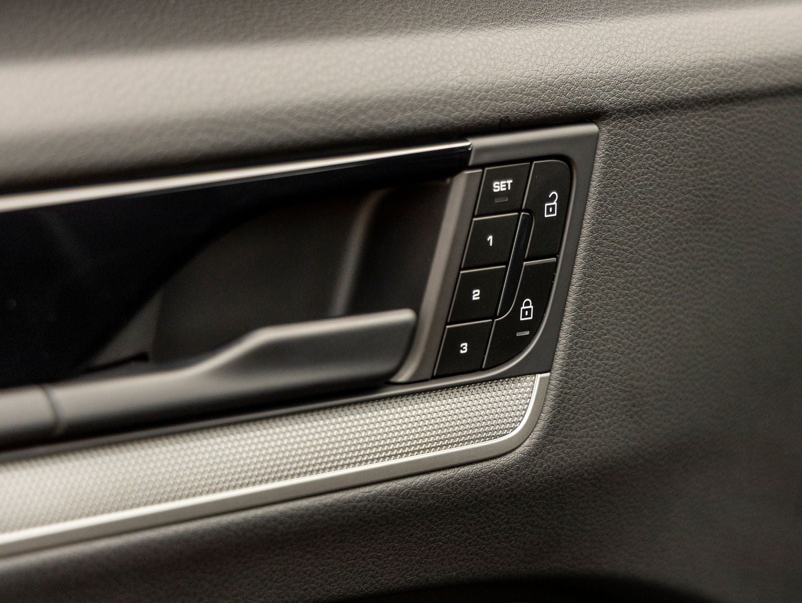 2026 Porsche Cayenne AWD